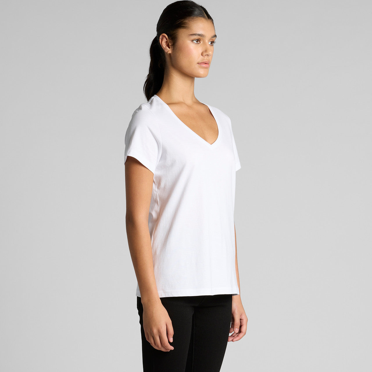 Wo's Maple V Neck Tee – T-Shirt - TURN
