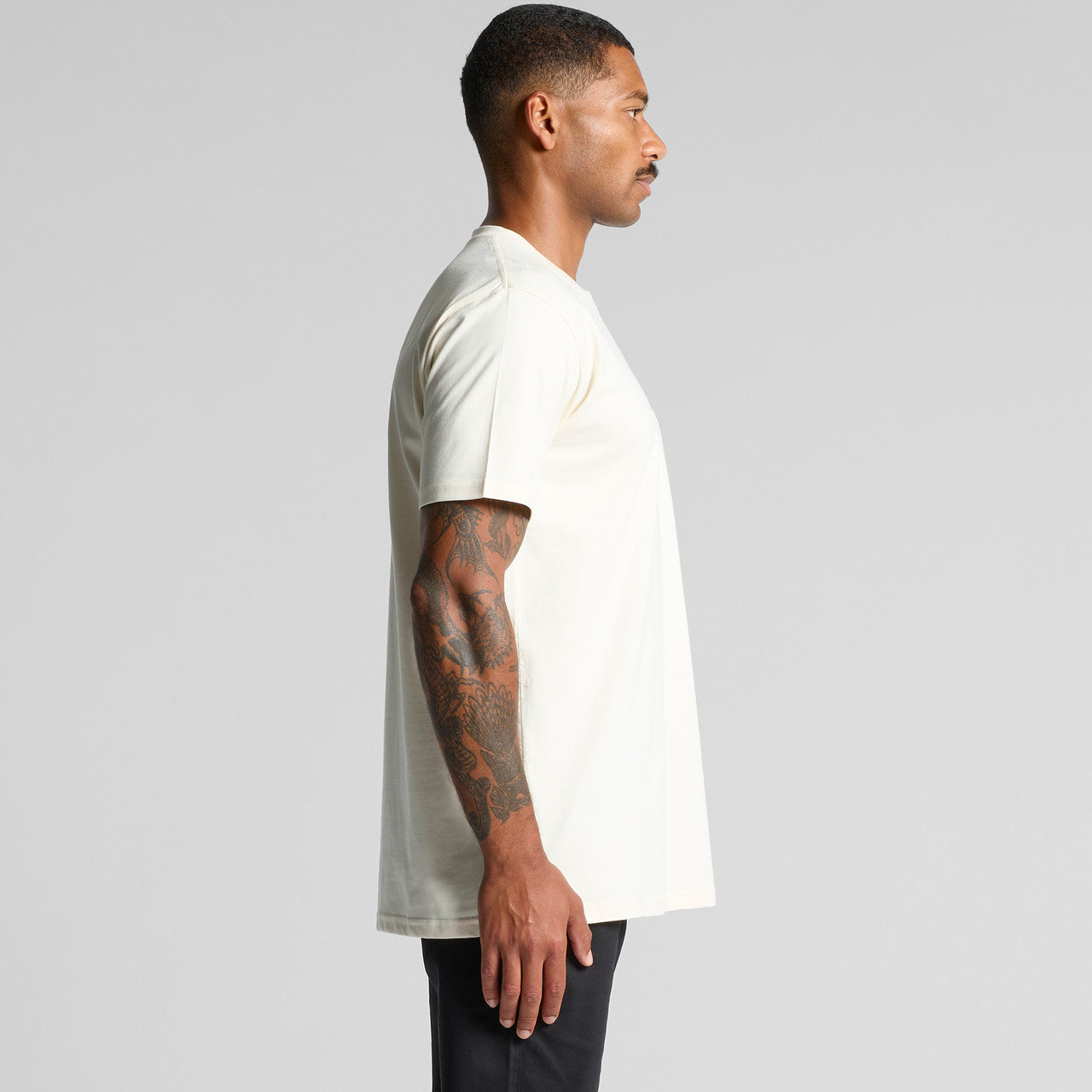 Classic Pocket Tee – T-Shirt - SIDE