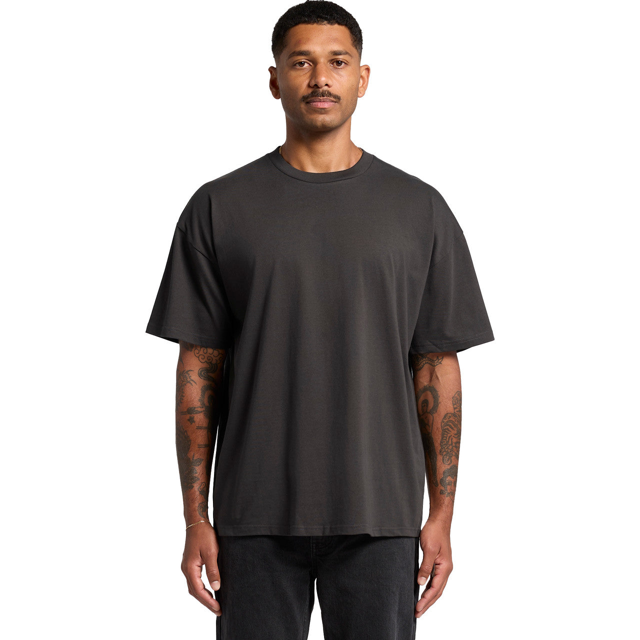 Classic Oversized Tee – T-Shirt - FRONT