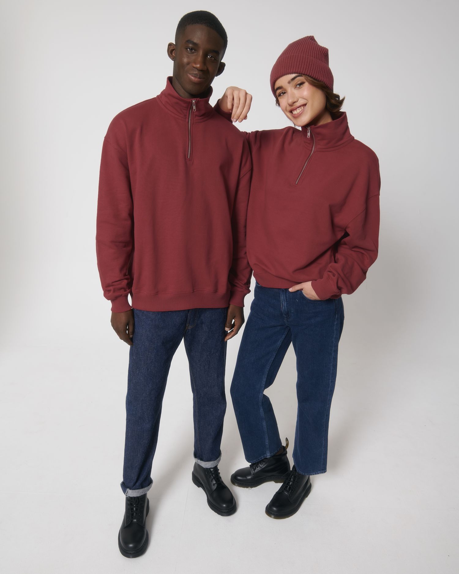 Miller Dry – Unisex Crew neck sweatshirt - Red Earth